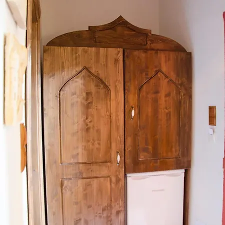 艾拉福萨豪华公寓 *